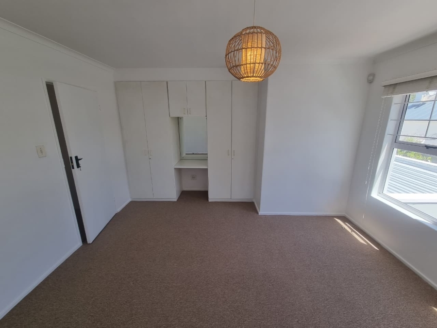 2 Bedroom Property for Sale in Claremont Upper Western Cape